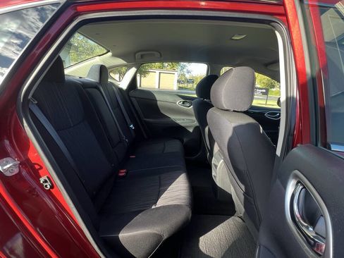 Used 2016 Nissan Sentra SV image 28