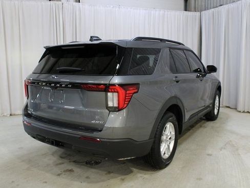 New 2026 Ford Explorer Active image 24