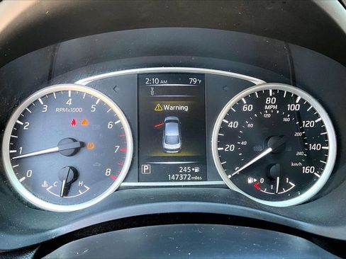 Used 2018 Nissan Sentra SV image 10