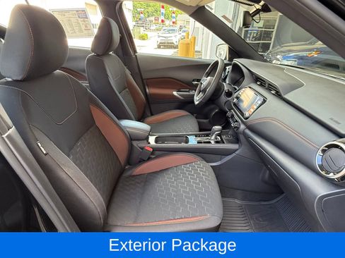 Used 2024 Nissan Kicks SR w/ Interior Electronics Package FWD image 20