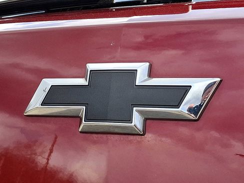 Used 2023 Chevrolet TrailBlazer RS w/ Sun and Liftgate Package image 31