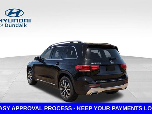 Used 2025 Mercedes-Benz GLB 250 image 2