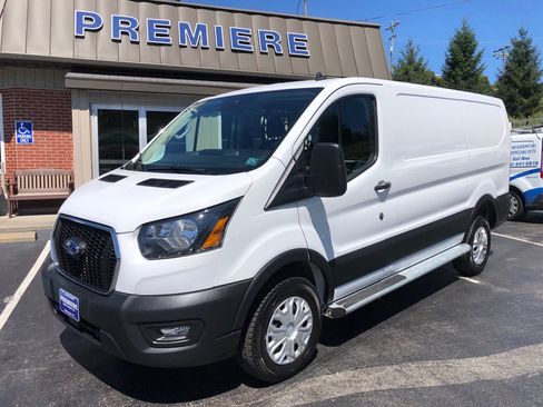 Used 2025 Ford Transit 250 Low Roof w/ Exterior Upgrade Package RWD image 10