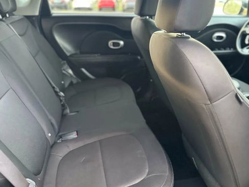 Used 2016 Kia Soul image 13