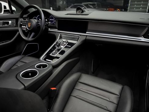 Used 2023 Porsche Panamera 4 AWD/4WD image 62