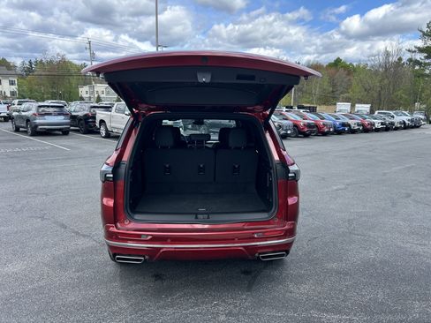 New 2026 Buick Enclave Avenir w/ Super Cruise Package AWD/4WD image 9
