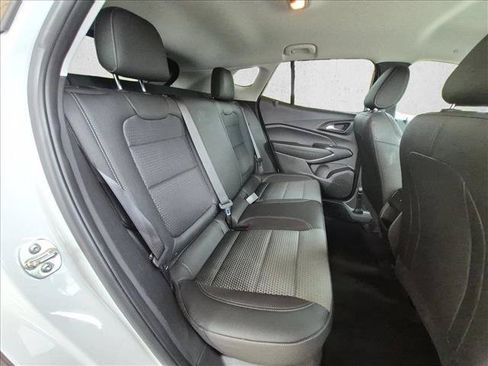 Used 2026 Chevrolet Trax LT FWD image 18