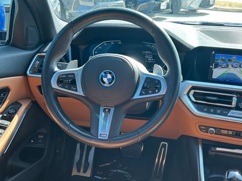 Used 2022 BMW 330e w/ M Sport Package RWD image 41