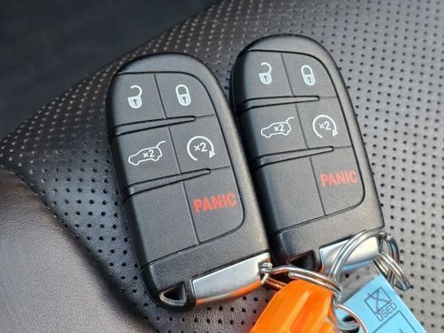 Used 2014 Jeep Grand Cherokee Summit image 36