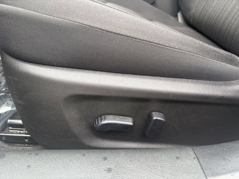 Used 2025 Nissan Altima 2.5 SV FWD image 21