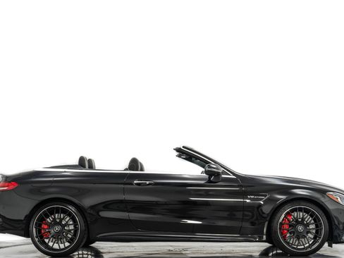 Used 2023 Mercedes-Benz C 63 AMG S image 2