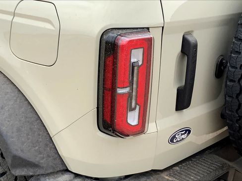 New 2026 Ford Bronco Badlands AWD/4WD image 14