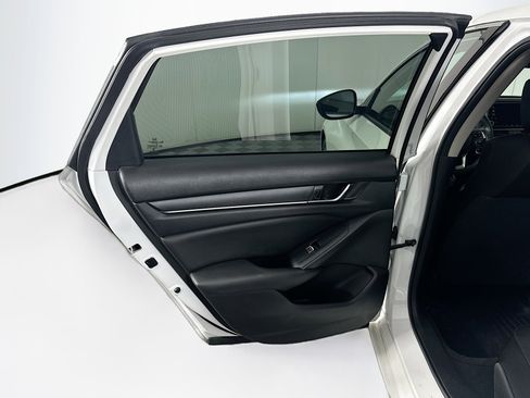 Used 2020 Honda Accord LX image 24