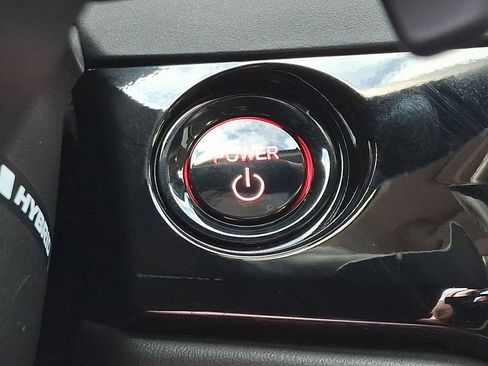 Certified 2025 Honda Accord EX-L image 25