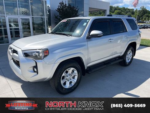 Used 2022 Toyota 4Runner SR5 Premium RWD image 1