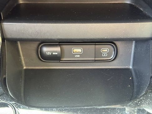 Certified 2025 Kia Seltos S FWD image 24