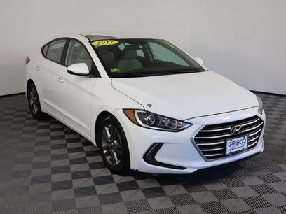 Used 2017 Hyundai Elantra SE w/ SE A/T Tech Package 03