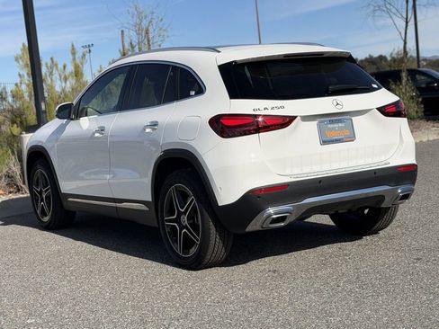 Used 2022 Mercedes-Benz GLC 300 image 10