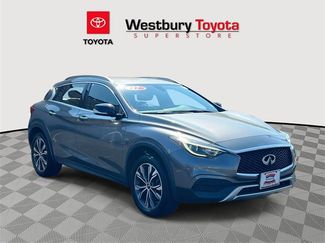 Used 2017 INFINITI QX30 Premium w/ Cargo Package image 1