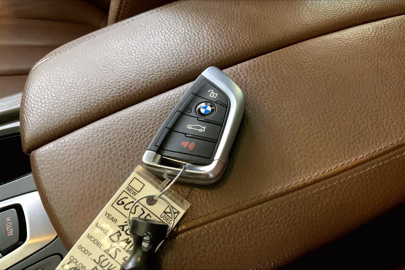 Used 2016 BMW X5 xDrive40e AWD/4WD image 14