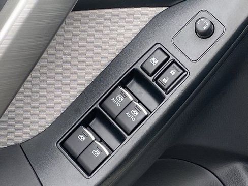 Used 2018 Subaru Forester 2.5i Premium image 19