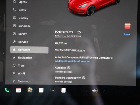 Used 2022 Tesla Model 3 Performance image 21