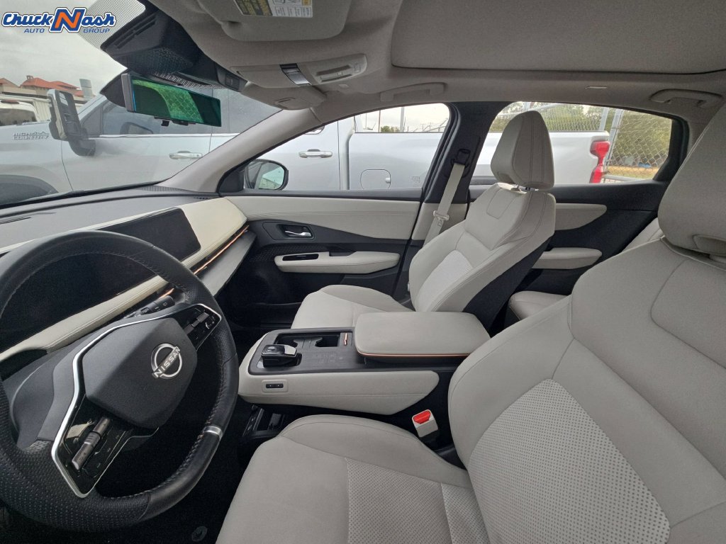 Used 2023 Nissan Ariya AWD image 8