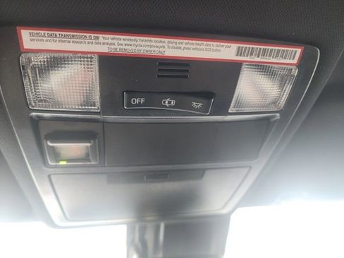 Used 2021 Toyota Tacoma TRD Sport w/ Technology Package image 37