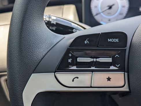 Used 2024 Hyundai Tucson SE image 22