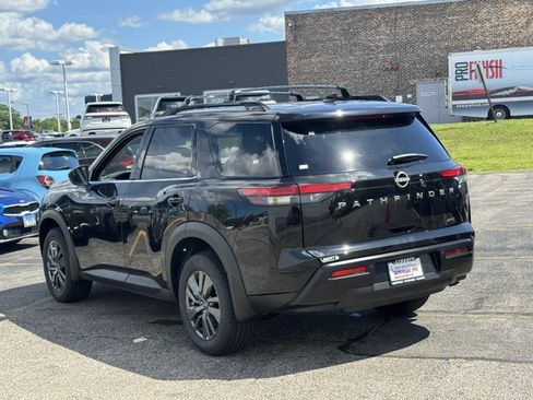New 2026 Nissan Pathfinder SV w/ Cargo Package AWD/4WD image 15