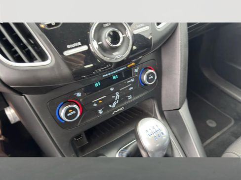 Used 2017 Ford Focus RS image 18