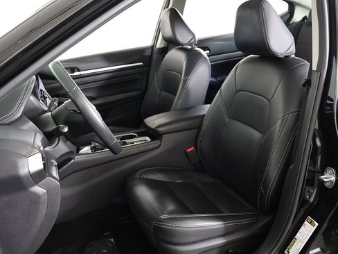 Used 2023 Nissan Altima 2.5 SL image 30