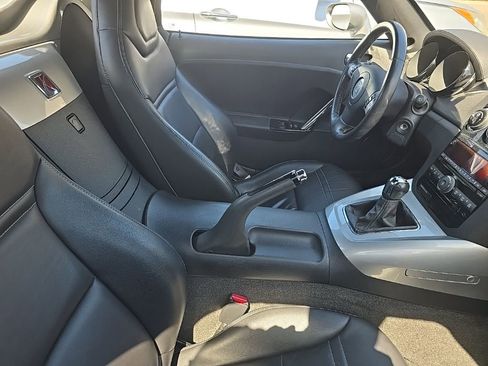 Used 2007 Saturn Sky w/ Premium Trim Pkg RWD image 15