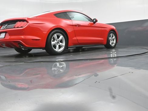 Used 2017 Ford Mustang Coupe image 47