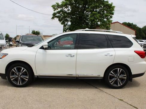 Used 2020 Nissan Pathfinder Platinum w/ Cargo Package FWD image 6