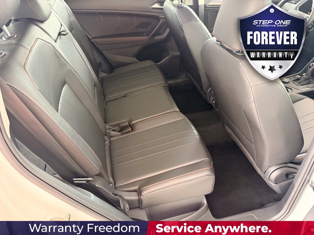 Used 2024 Volkswagen Tiguan SE AWD/4WD image 32