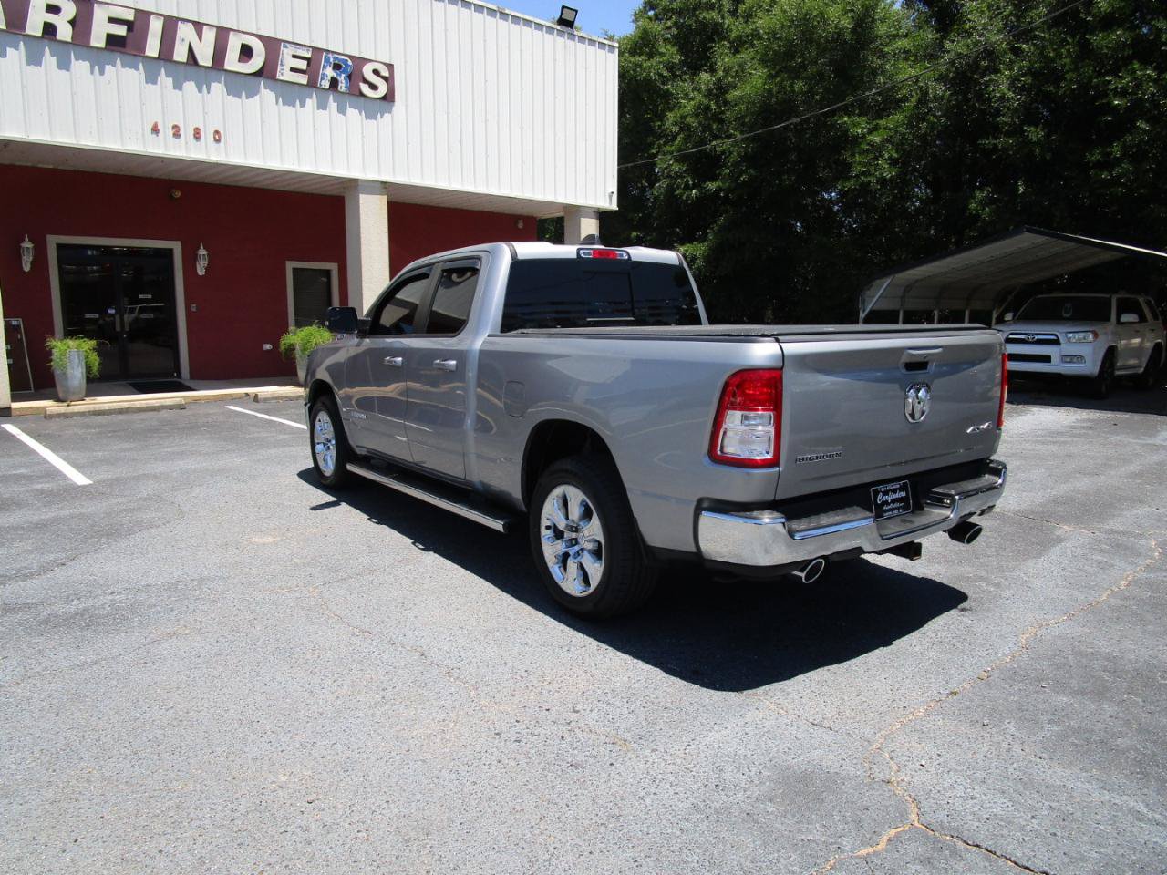 Used 2021 RAM 1500 Big Horn AWD/4WD image 3