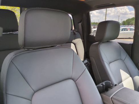 Used 2023 GMC Canyon Elevation w/ Elevation Premium Package RWD image 7