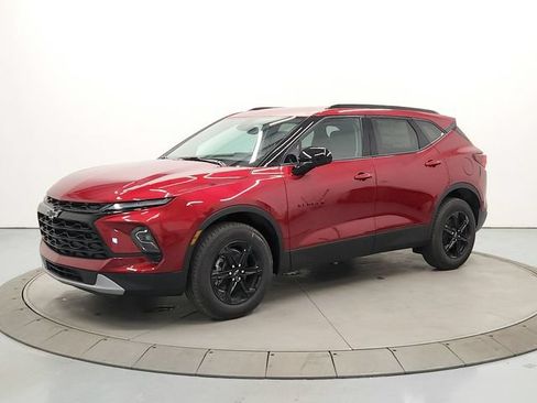 New 2026 Chevrolet Blazer LT w/ Convenience Package FWD image 3