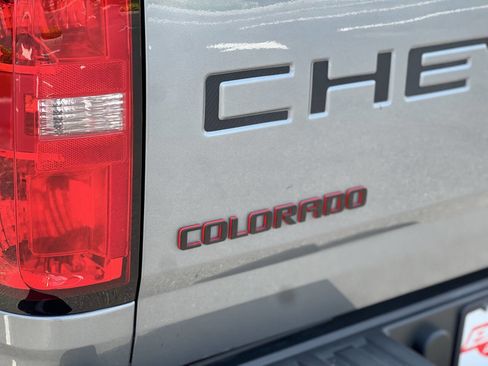 Used 2022 Chevrolet Colorado LT w/ Redline Special Edition RWD image 23