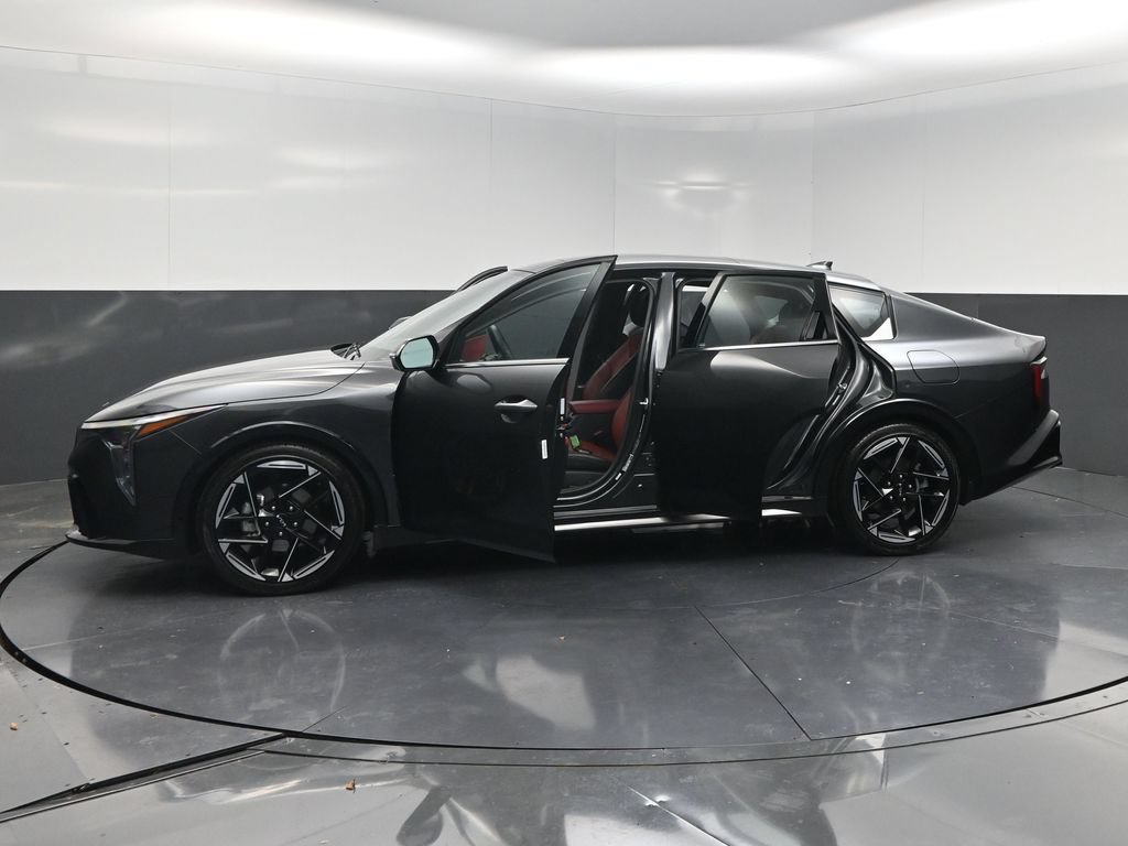 Used 2025 Kia K4 GT-Line w/ GT-Line Premium Package FWD image 3