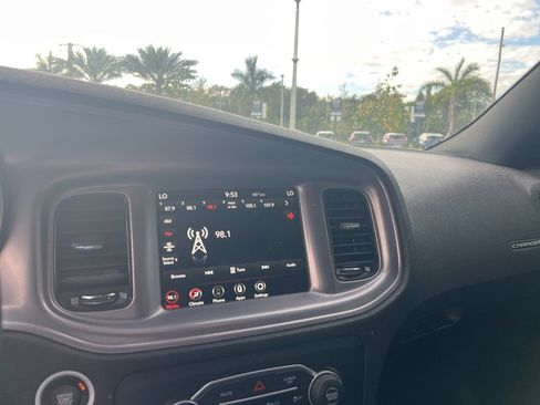 Used 2023 Dodge Charger R/T w/ Harman/Kardon Audio Group image 32