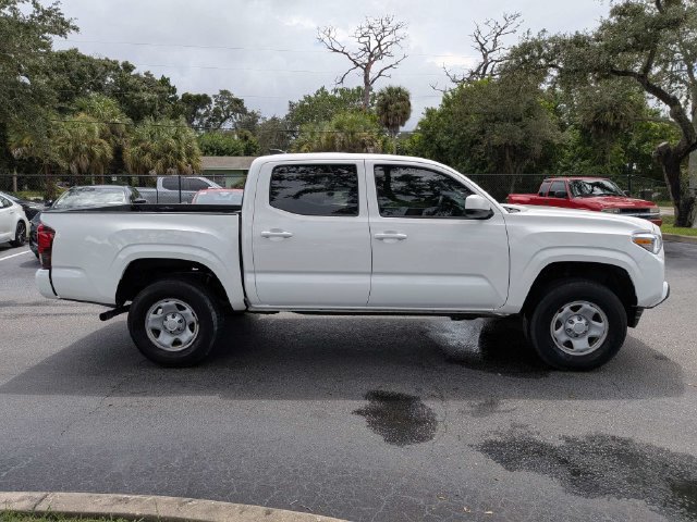 Used 2023 Toyota Tacoma SR AWD/4WD image 2
