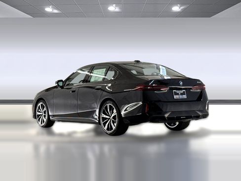 New 2026 BMW 530i w/ M Sport Package image 3