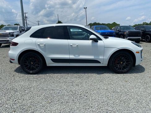 Used 2017 Porsche Macan GTS image 2