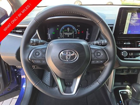 Used 2025 Toyota Corolla Cross AWD Hybrid w/ Convenience Package image 29