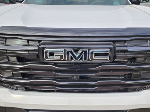 New 2026 GMC Terrain Elevation w/ Black Edition image 10