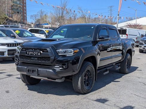 Used 2021 Toyota Tacoma TRD Pro image 2