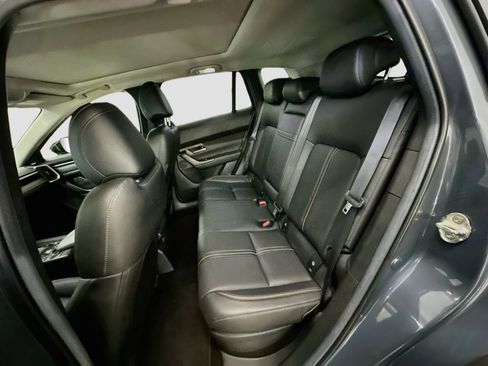 Used 2025 MAZDA CX-50 AWD 2.5 Hybrid w/ Premium Pkg image 30