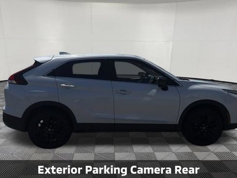 Used 2022 Mitsubishi Eclipse Cross LE AWD/4WD image 7